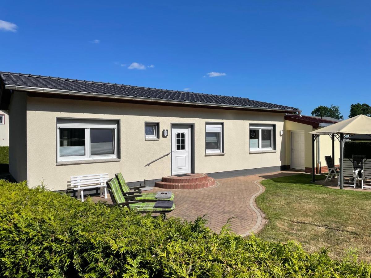 Ferienhaus Am Klosterwald Dargun Exteriör bild